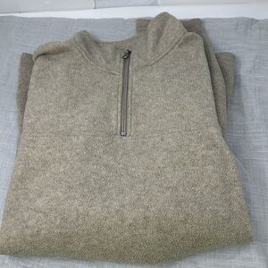 Croft & Barrow Men’s large tan fleece long sleeve pullover 1/4 zip